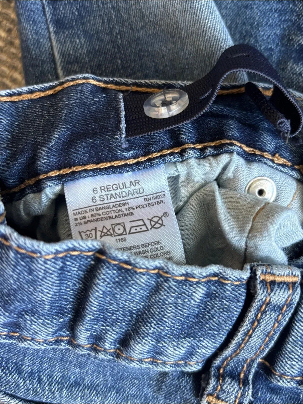 Old Navy Medium Wash Straight Leg Jeans Adjustable Waist | Boys Size 6 Regular